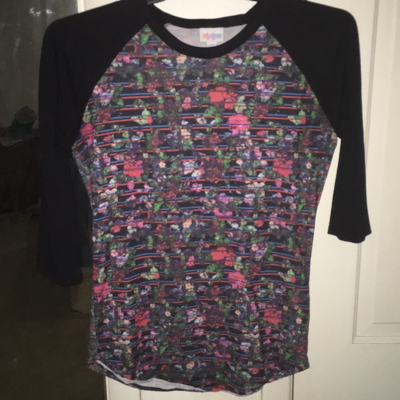 LulaRoe Randy Floral Top - Picture 1 of 2
